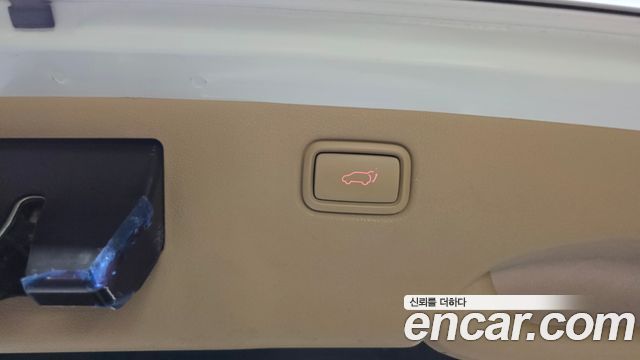 Kia Canival 2020 — photo 27