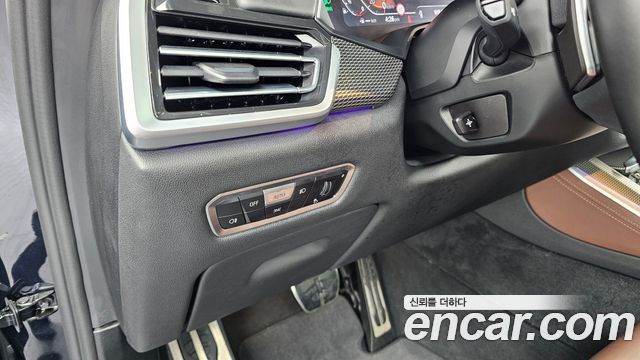 BMW X5 2022 — photo 16