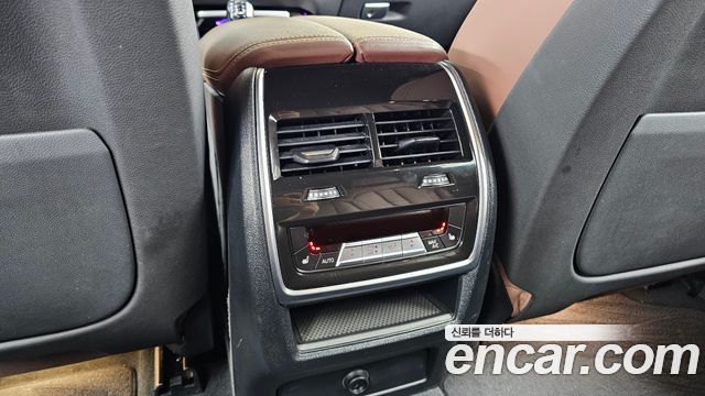BMW X5 2022 — photo 19