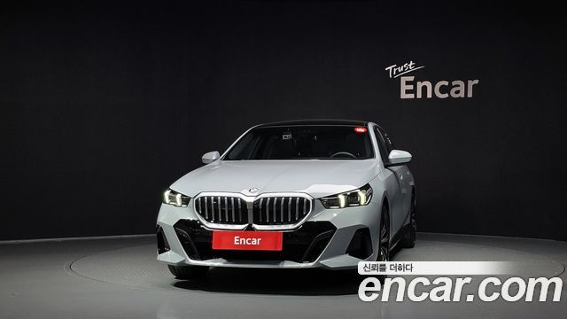 BMW 5-Series 2026 — photo 3
