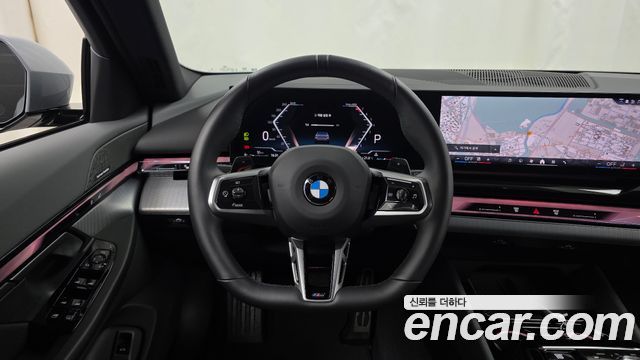 BMW 5-Series 2026 — photo 13