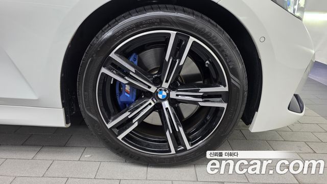 BMW 3-Series 2025 — photo 7