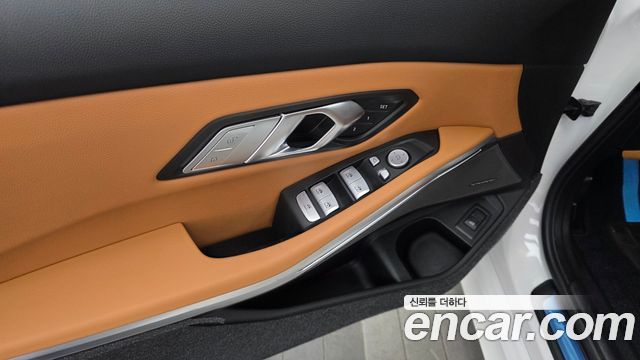 BMW 3-Series 2025 — photo 28