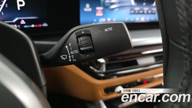 BMW 3-Series 2025 — photo 30