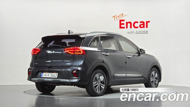 Kia Niro 2022 — photo 2