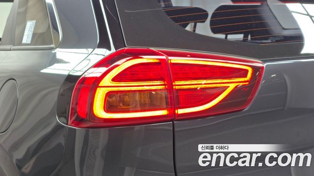 Kia Niro 2022 — photo 9