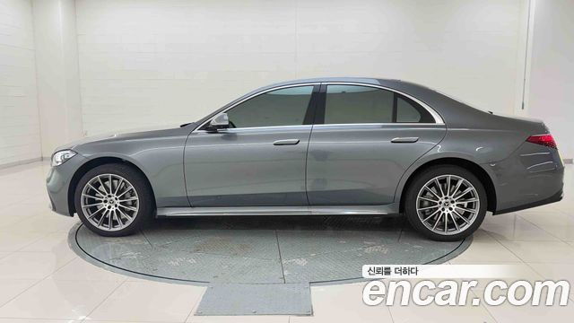 Mercedes-Benz S-Class 2026 — photo 3
