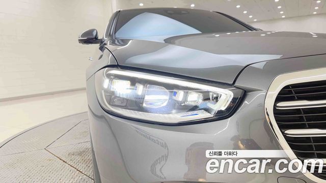 Mercedes-Benz S-Class 2026 — photo 11