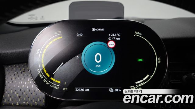 Mini Cooper 2023 — photo 11