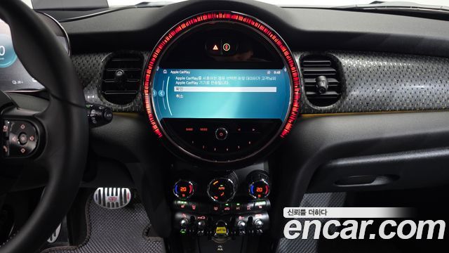 Mini Cooper 2023 — photo 20