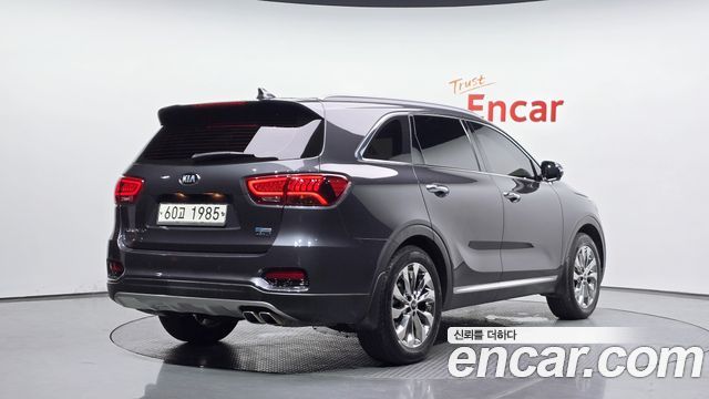 Kia Sorento 2019 — photo 2
