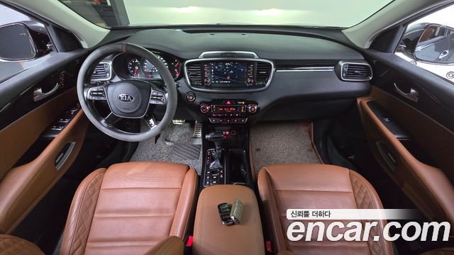 Kia Sorento 2019 — photo 10