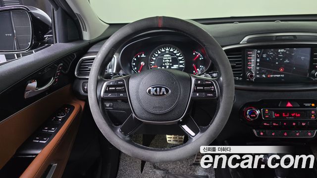 Kia Sorento 2019 — photo 18