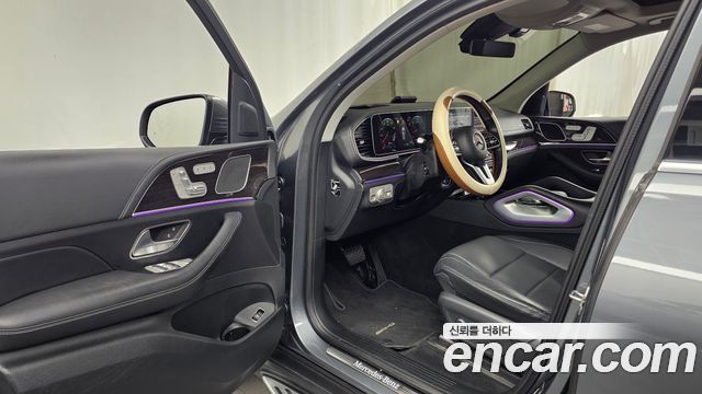 Mercedes-Benz GLE-Class 2022 — photo 10