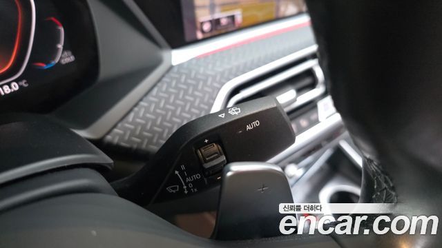BMW X6 2020 — photo 28