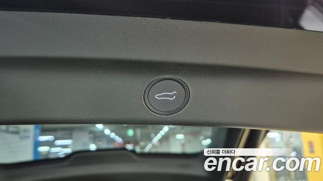 Tesla Model Y 2024 — photo 14