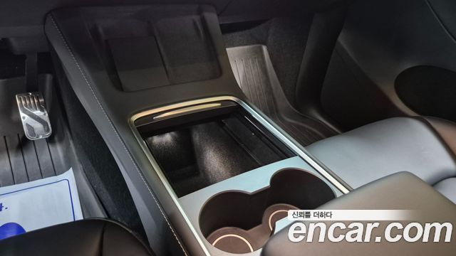 Tesla Model Y 2024 — photo 19