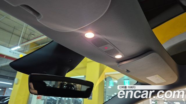 Tesla Model Y 2024 — photo 20