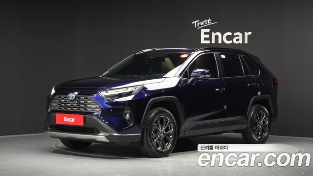 Toyota RAV4 2023 — photo 1