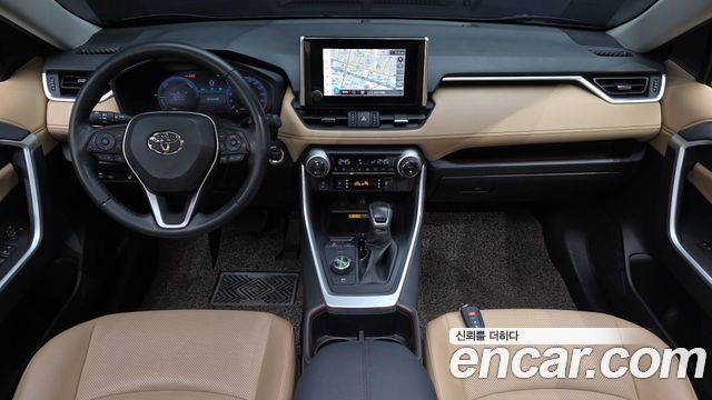Toyota RAV4 2023 — photo 10