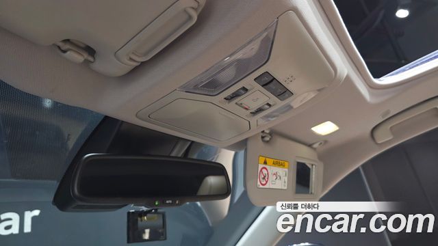 Toyota RAV4 2023 — photo 30