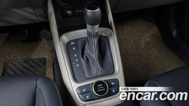 Hyundai Venue 2025 — photo 12