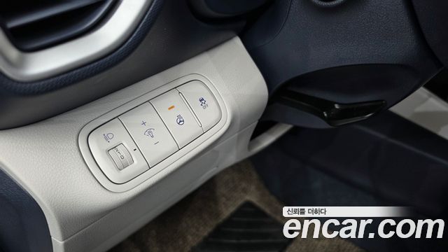 Hyundai Venue 2025 — photo 24