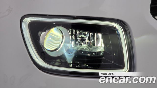 Hyundai Venue 2025 — photo 8