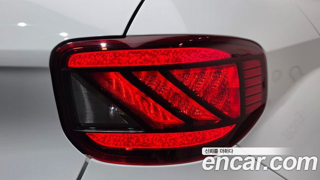 Hyundai Venue 2025 — photo 9