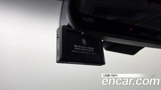 Hyundai Venue 2025 — photo 30