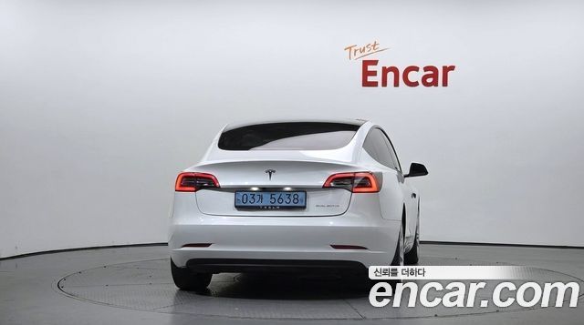 Tesla Model 3 2022 — photo 4