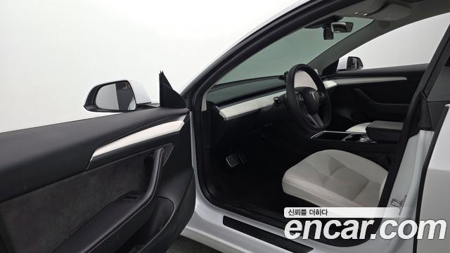 Tesla Model 3 2022 — photo 13