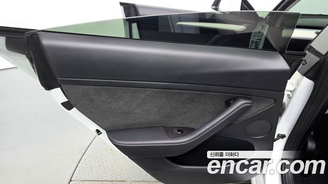 Tesla Model 3 2022 — photo 15