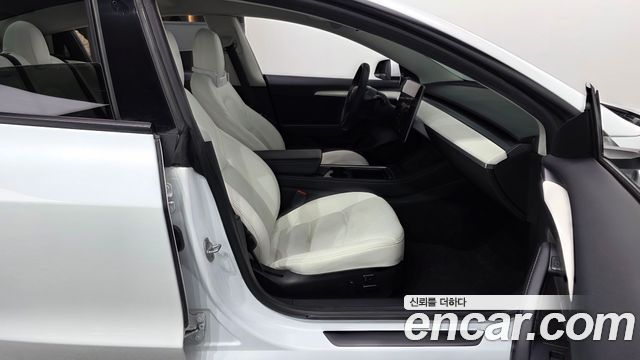 Tesla Model 3 2022 — photo 16