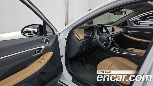 Hyundai Sonata 2021 — photo 13