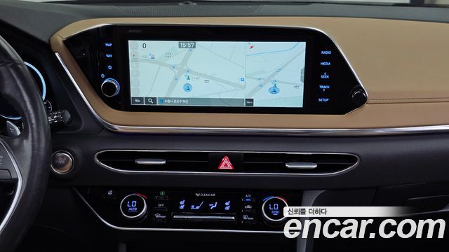 Hyundai Sonata 2021 — photo 20