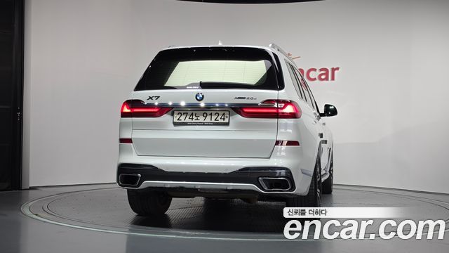 BMW X7 2020 — photo 4