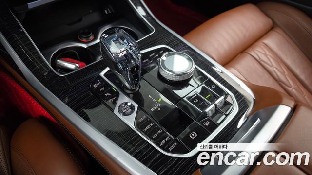 BMW X7 2020 — photo 12