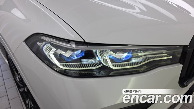 BMW X7 2020 — photo 8
