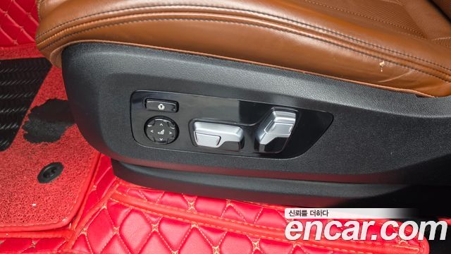 BMW X7 2020 — photo 33