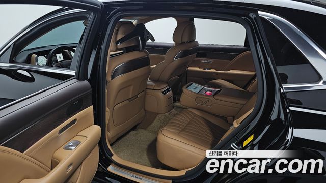 Genesis G90 2022 — photo 18