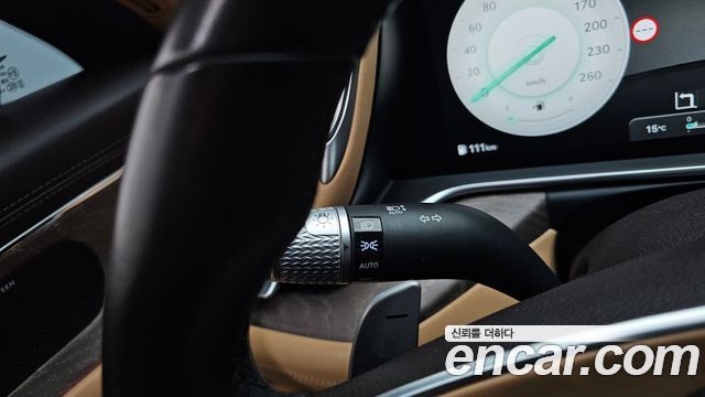 Genesis G90 2022 — photo 30
