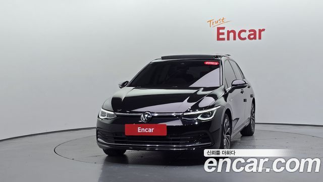 Volkswagen Golf 2023 — photo 3