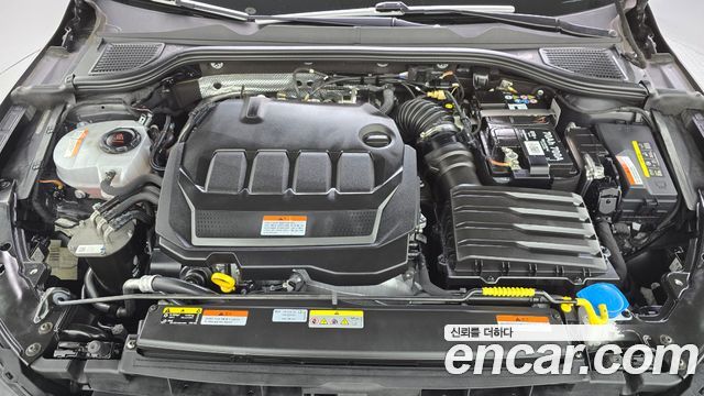 Volkswagen Golf 2023 — photo 6