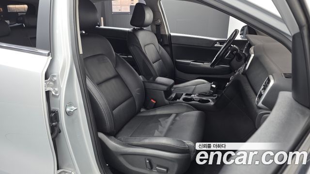 Kia Sportage 2019 — photo 16