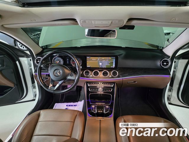 Mercedes-Benz E-Class 2017 — photo 7