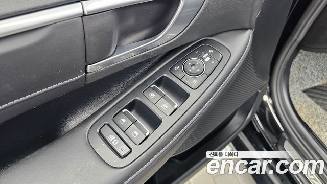 Hyundai Sonata 2022 — photo 27