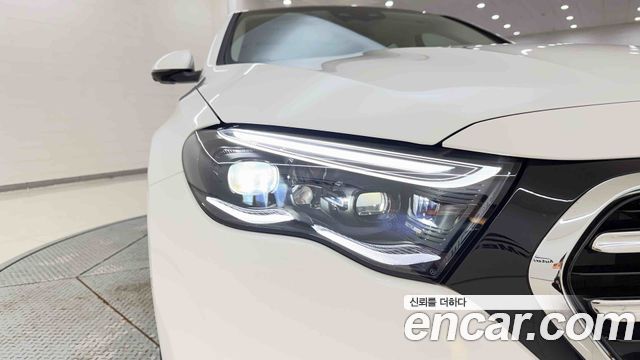 Mercedes-Benz E-Class 2026 — photo 11