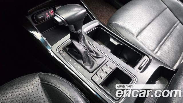 Kia Sorento 2018 — photo 12