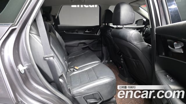 Kia Sorento 2018 — photo 18